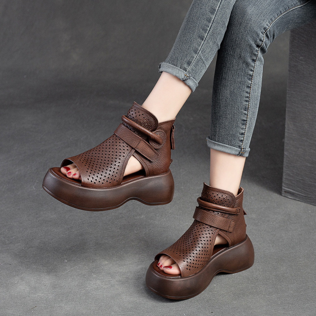 Federica - Timeless leather orthopedic sandals