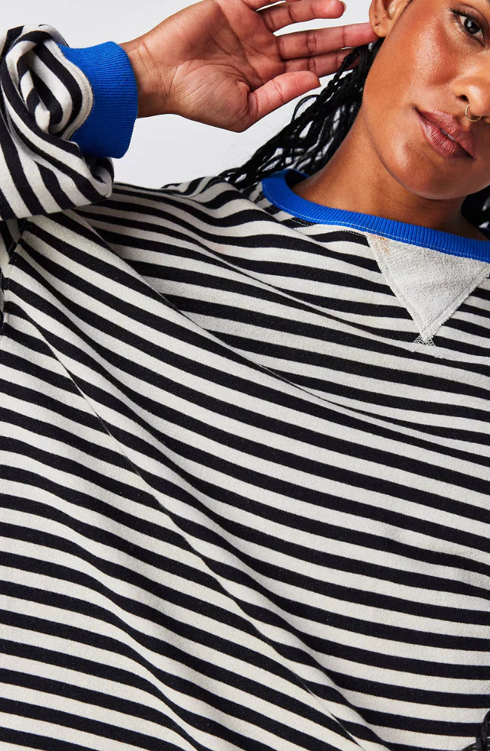 Taina - Oversized Fall Sweater