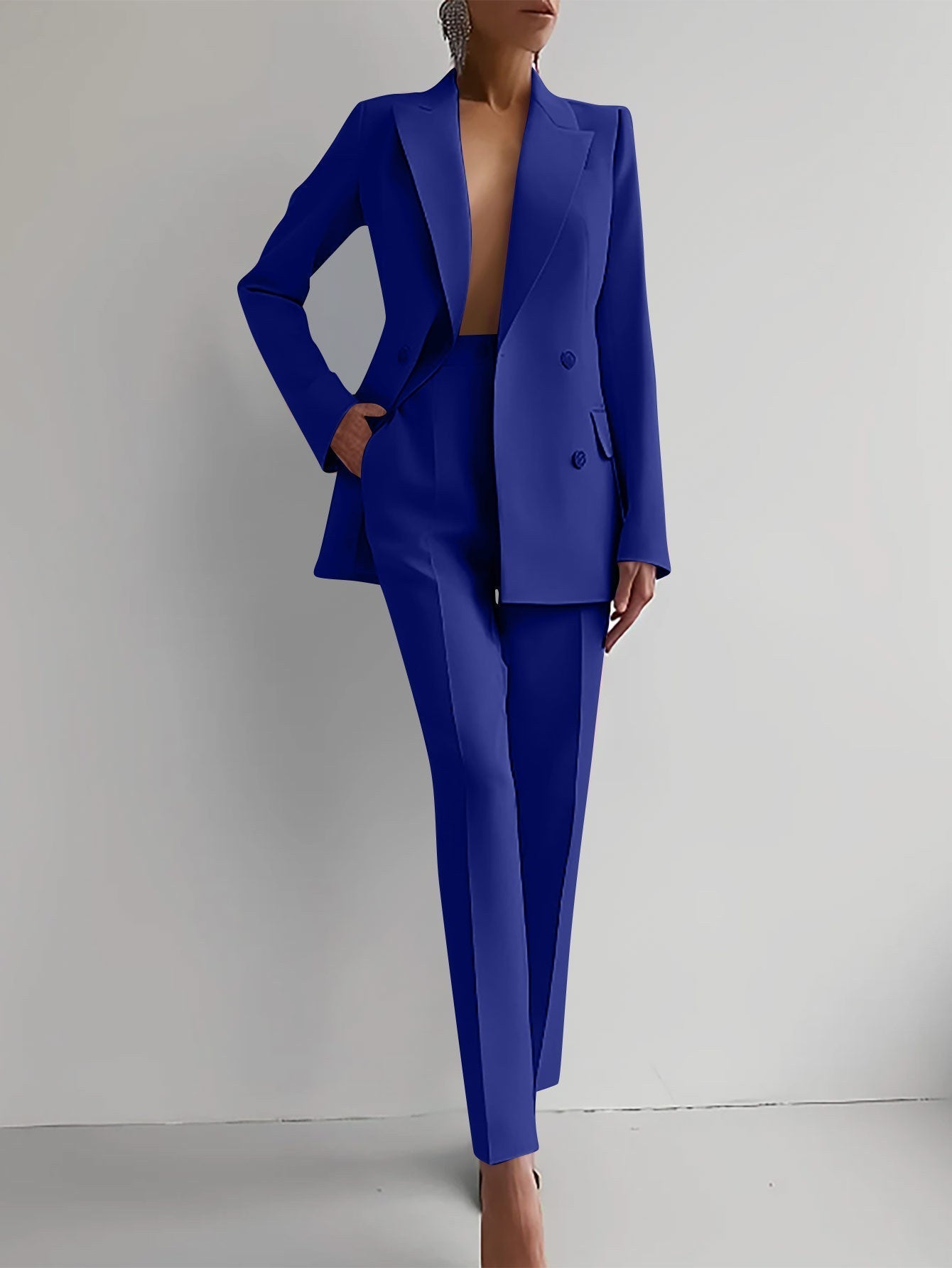 Saima / Elegant Suit