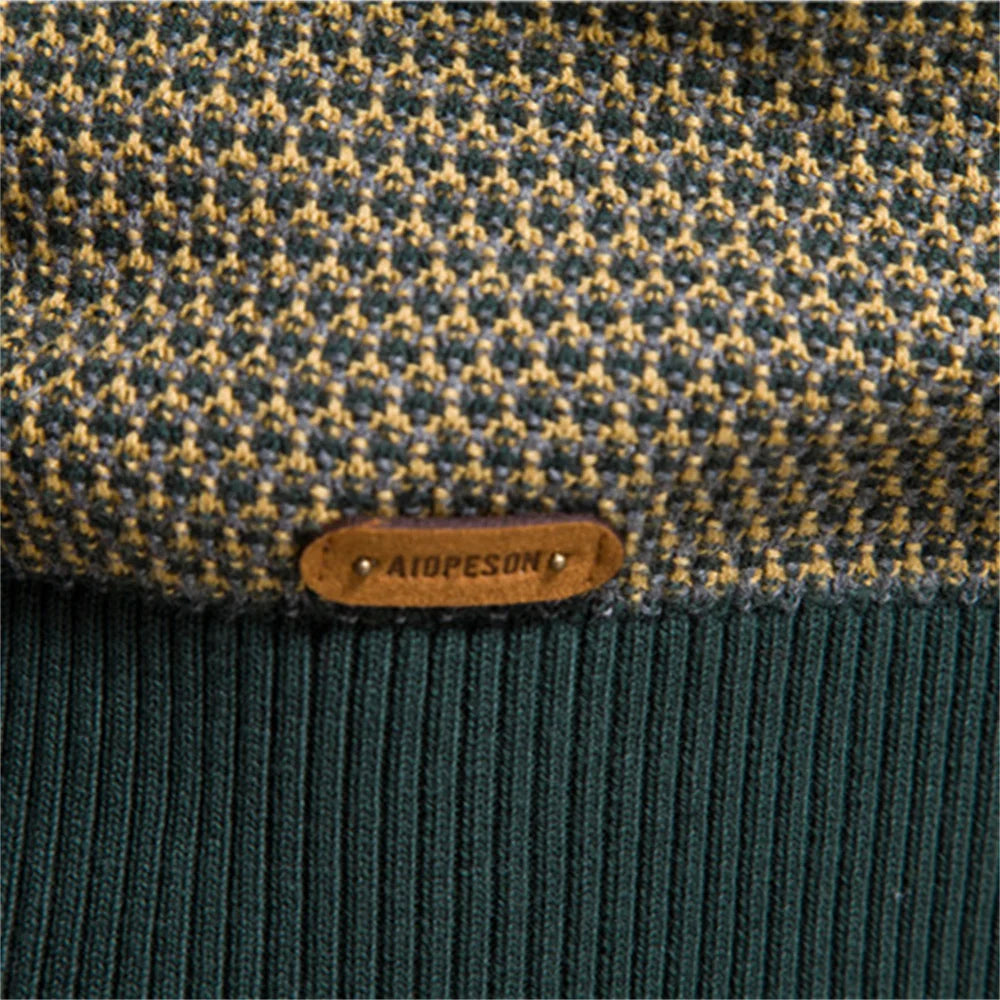 Patterned Men’s Sweater